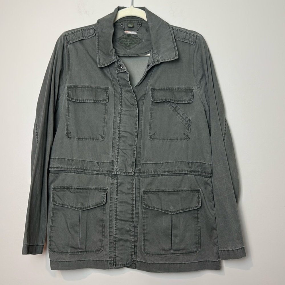 Jou Jou Woman’s Lightweight Green Khaki Distressed Utility Jacket /Half Cropped